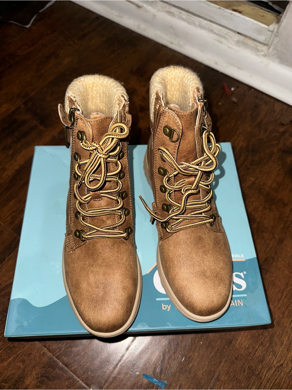 Cliffs by WHITE MOUNTAIN Tan Lace-Up Faux-Fur Ankle Boots